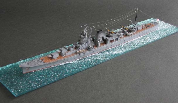 1/700 ウォーターライン艦船模型を海面プレートに固定する