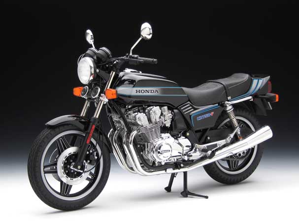 ホンダ CB750Fのプラモデル