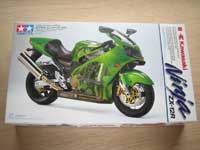タミヤ 1/12「カワサキ ニンジャZX-12R」プラモデル制作記＆完成写真
